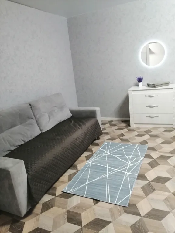 Большая  однокомнатная, квартира  51 кв. м