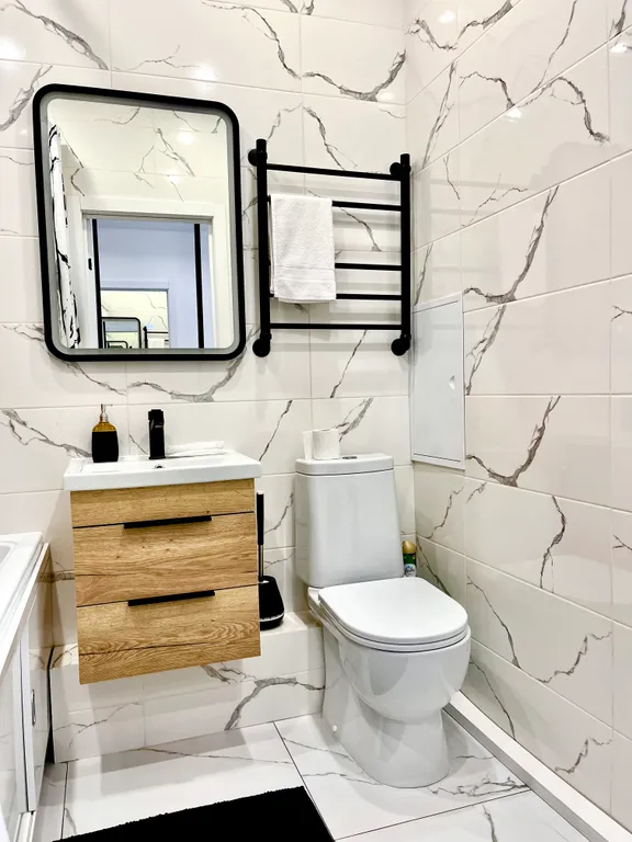 Студия с дизайнерским ремонтом