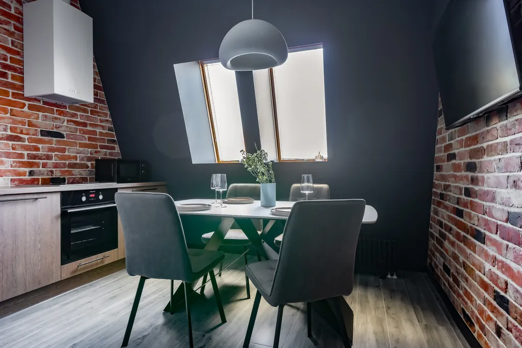 Дизайнерская евродвушка у канта на набережной