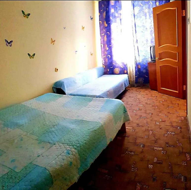 Квартира Уютная квартира для приезжих — Уфа