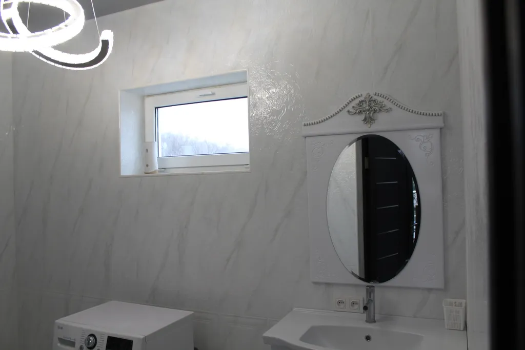 Дом с бассейном в районе Артека и горы Аю-Даг