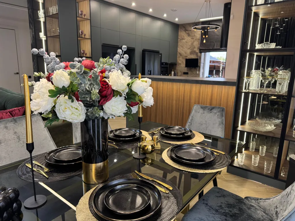 Загородная вилла в лесу