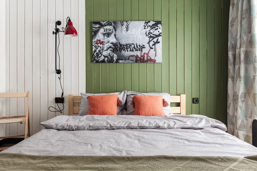 Атмосферный дом с баней в лесу