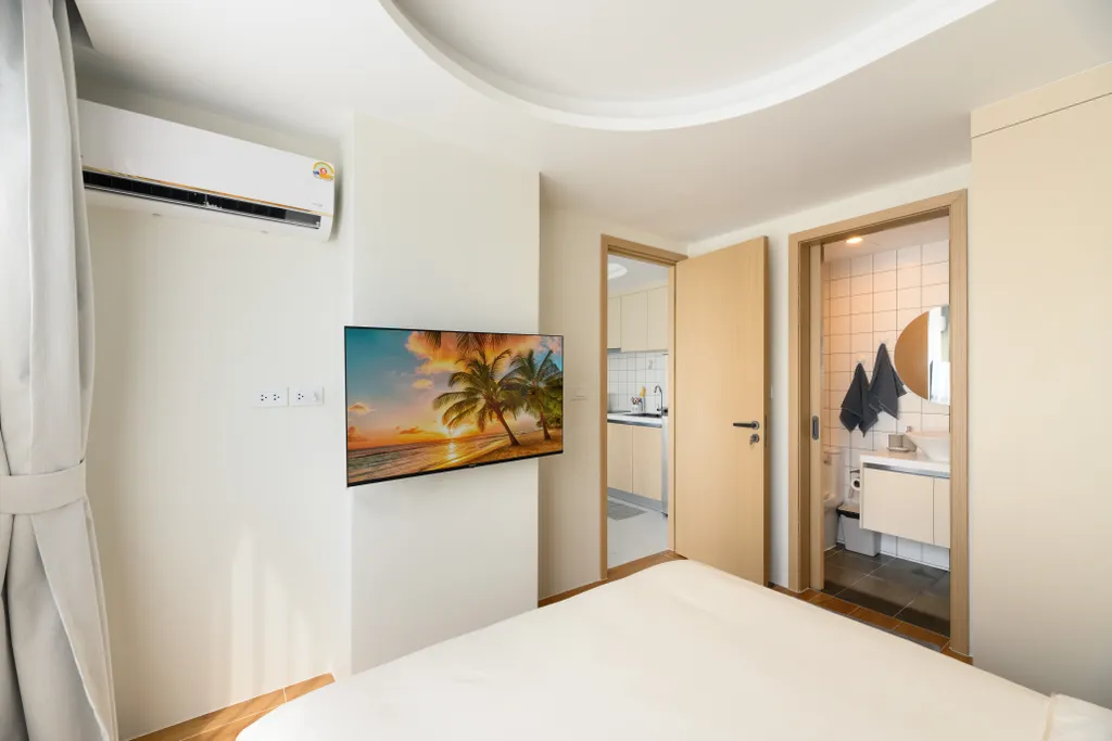 Премиальная двухкомнатная квартира у пляжа Камала