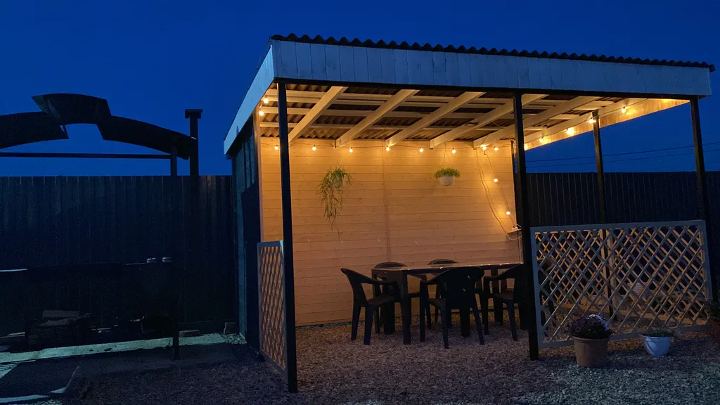 Коттедж Золотые дюны эко-домик с душой — Кучугуры