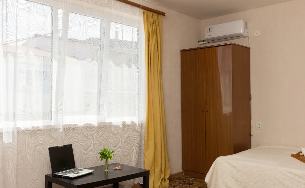 2-этажный дом в лесу в 5 минутах от моря