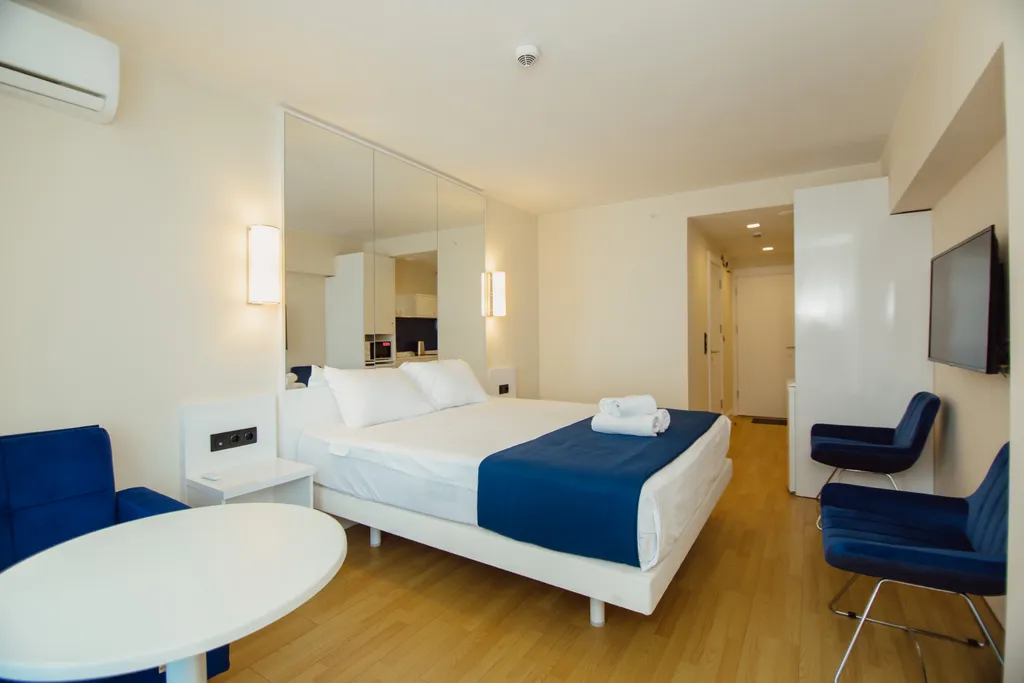 Апартамент с видом на море на первой линии