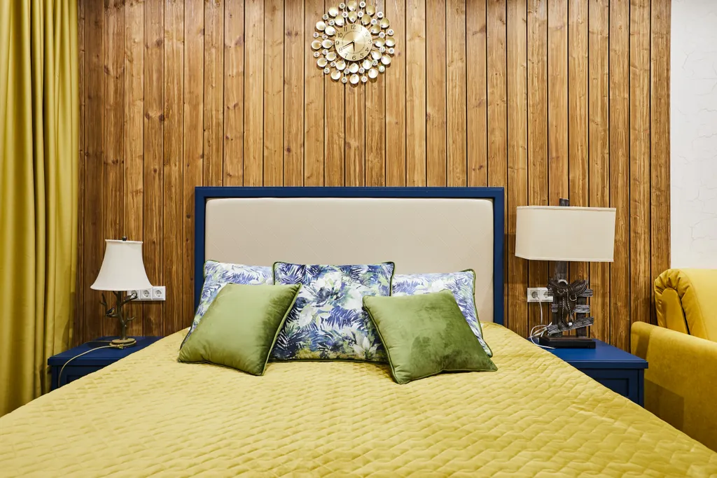 Полулюкс с кроватью размера king-size видом на озеро