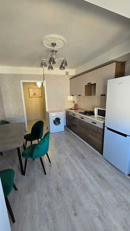 Квартира Просторная квартира со свежим ремонтом удобная локация — Махачкала