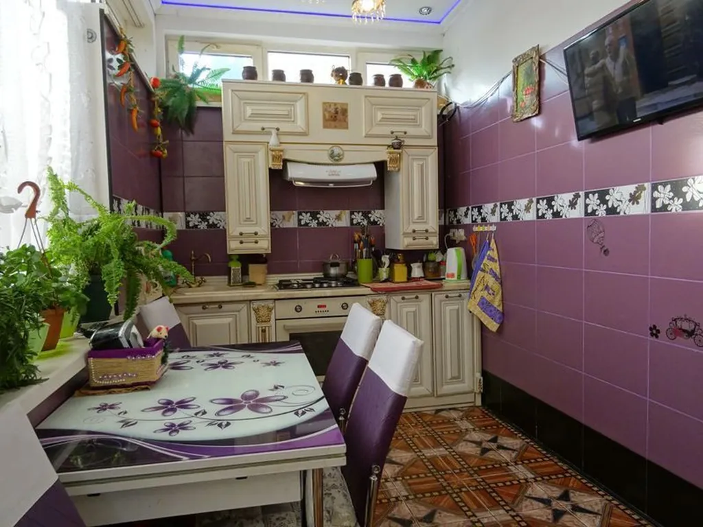 Коттедж 1-комнатный Дом — Сухум