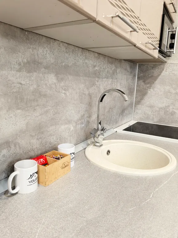 Квартира Purple apartment-студия в новом доме для 4х, рядом тц, высокий этаж — Новосибирск