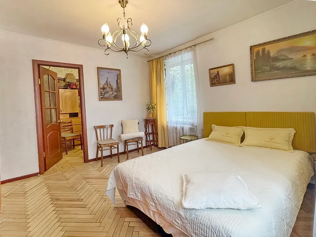 Cream rentspb apartment near metro Елизаровская, Санкт-Петербург