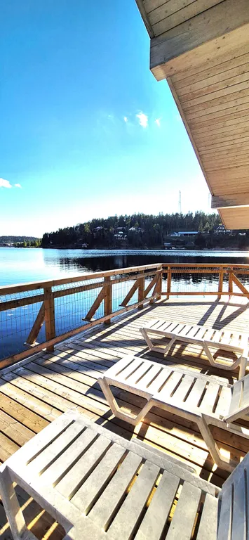 Раухала Стеклянный Коттедж на воде