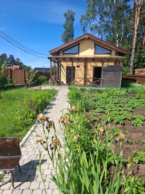 Большой дом с великолепным видом на море