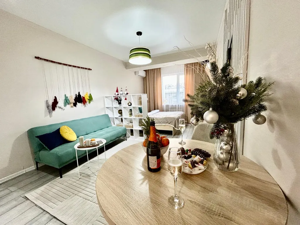 Студия поцелуй в центре города