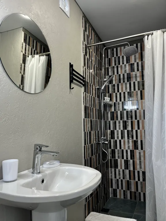 Квартира Квартира Стильный уютный номер в двух шагах от набережной — Сухум