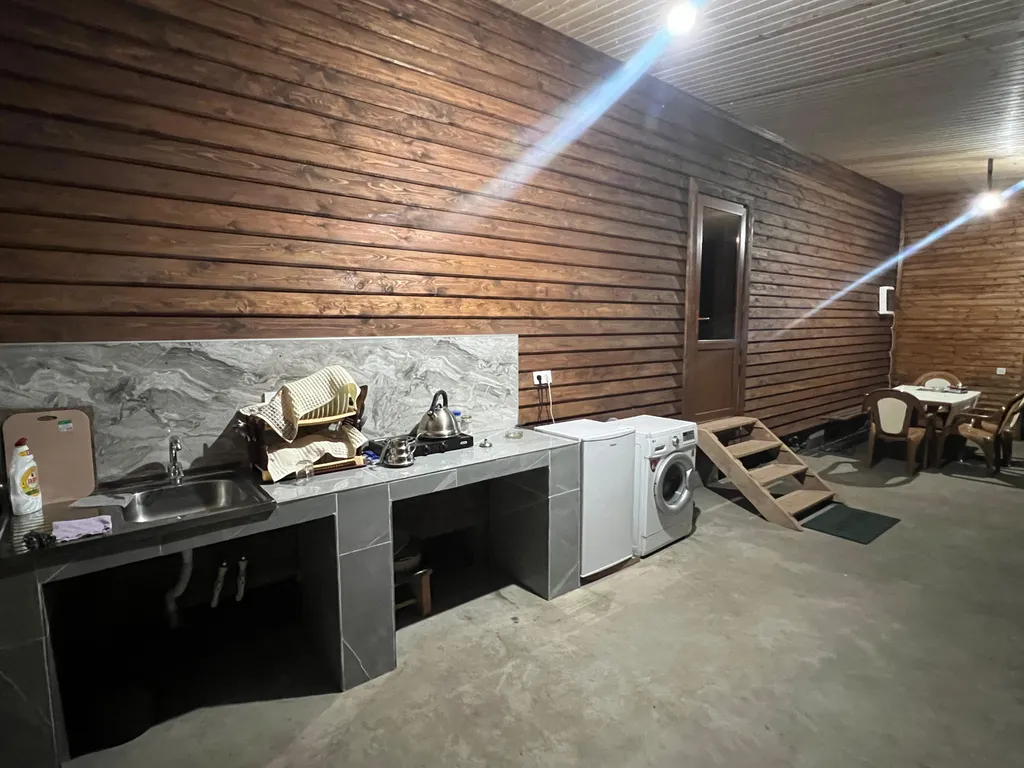 Коттедж Дом у моря с террасой на речку — аренда посуточно в Приморский