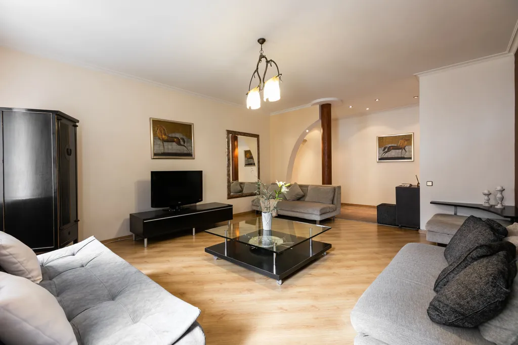 Квартира Всё рядом: мосты, музеи, парки — аренда посуточно в Санкт-Петербург