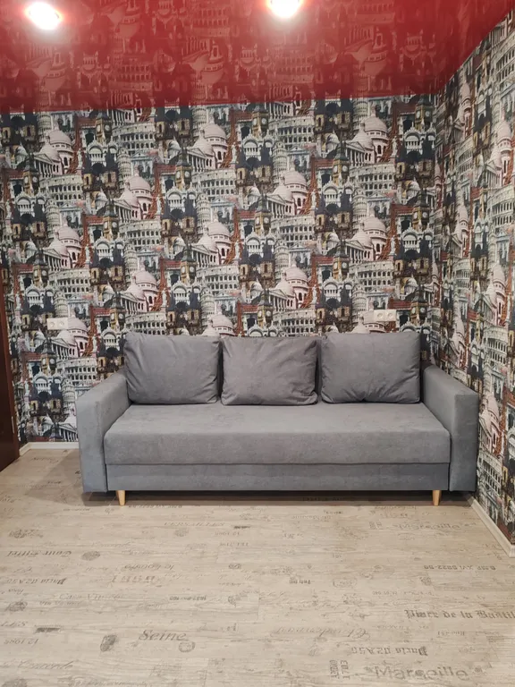 Двухкомнатная квартира недалеко от жд вокзала