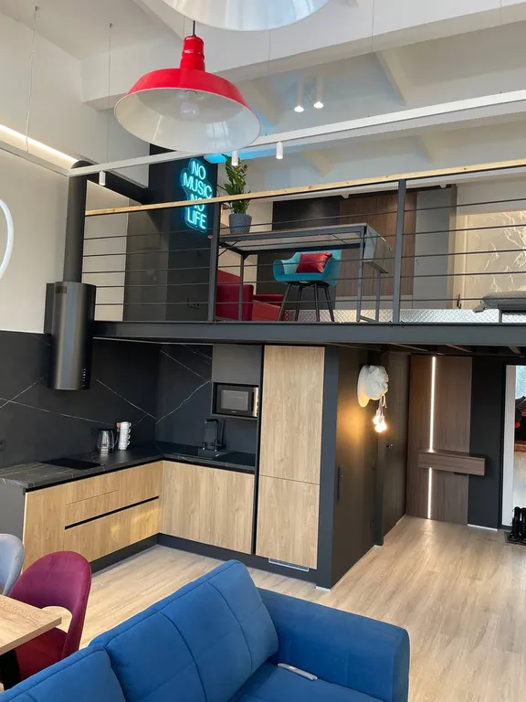 Квартира Двухуровневая студия в самом центре Ярославля — аренда посуточно в Ярославль