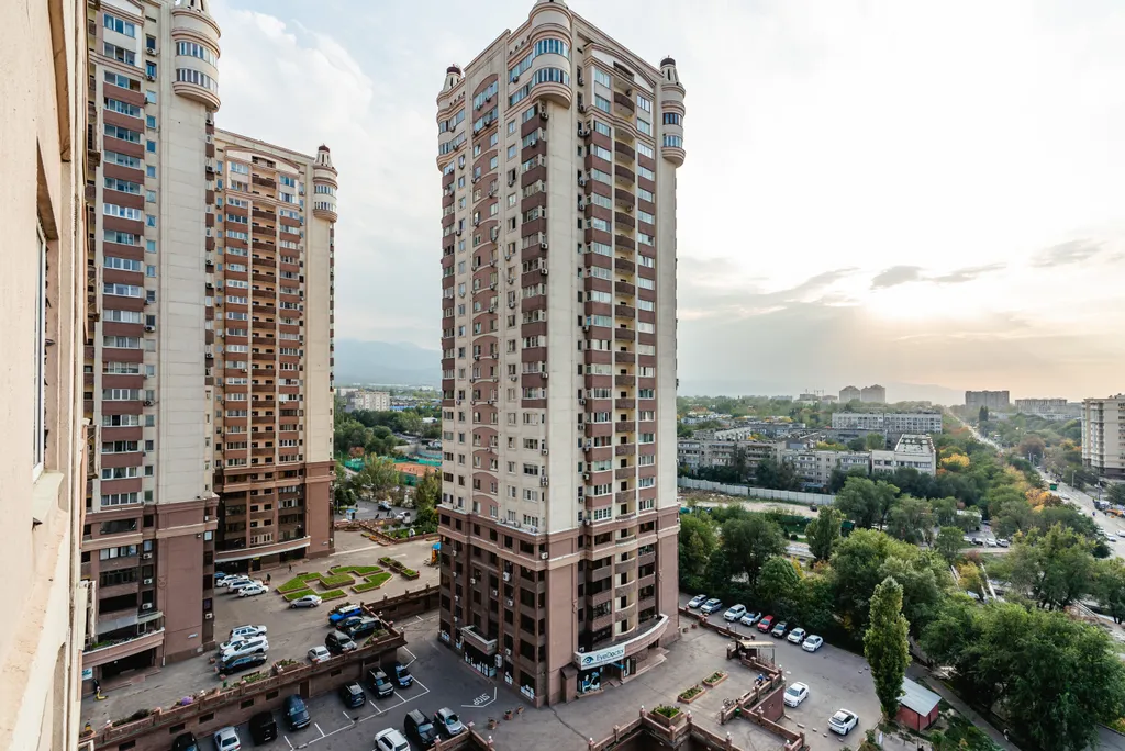 ЖК Mega tower квартира возле ТРЦ Mega