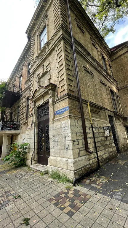 Апартаменты-студия в особняке XIX века