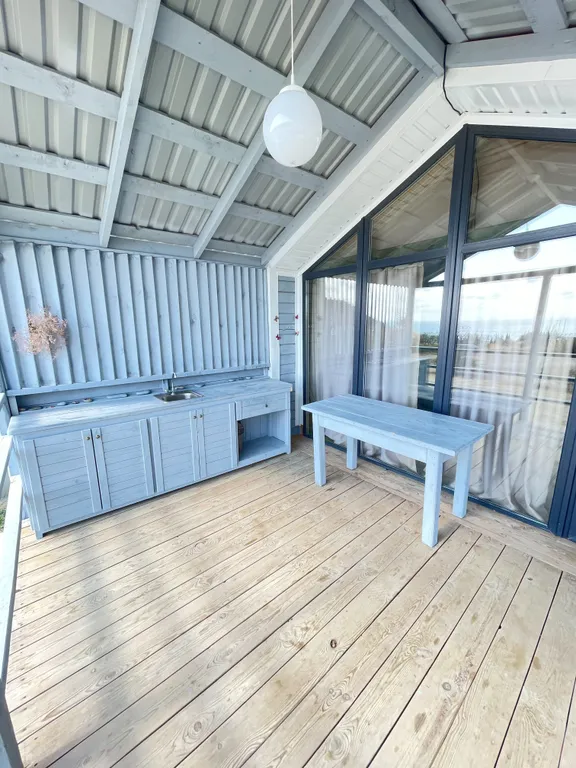 Домик у моря