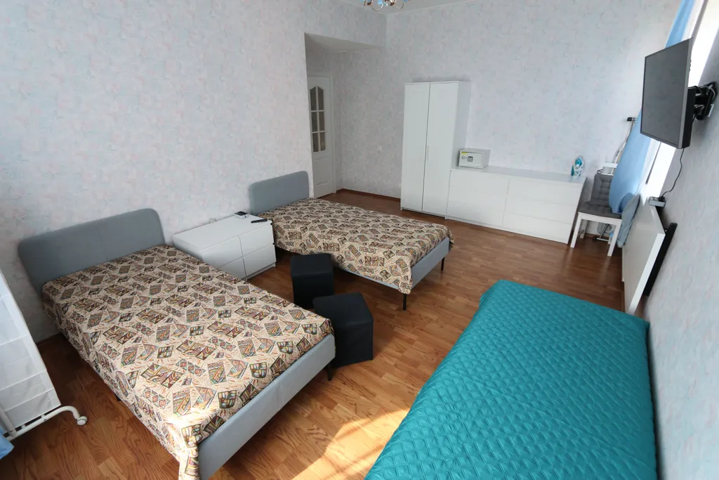 Просторная квартира с сауной рядом спорткомплекс Курган