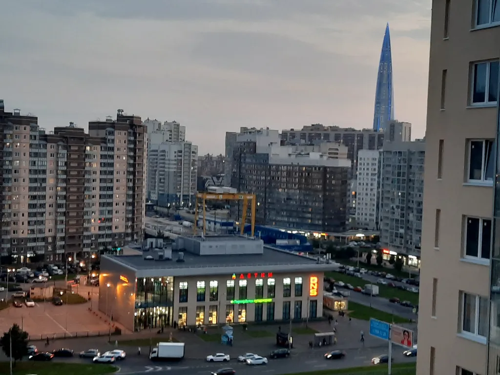 Островок в Морской звезде, Санкт-Петербург
