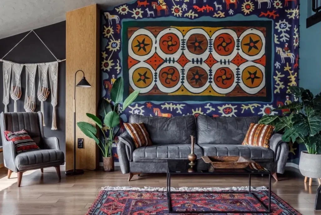 Панорамные окна с видом на гору