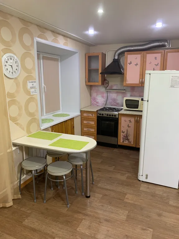 От трассы 12 минут, рядом КТИ, ДЮСШ — 2, новый парк