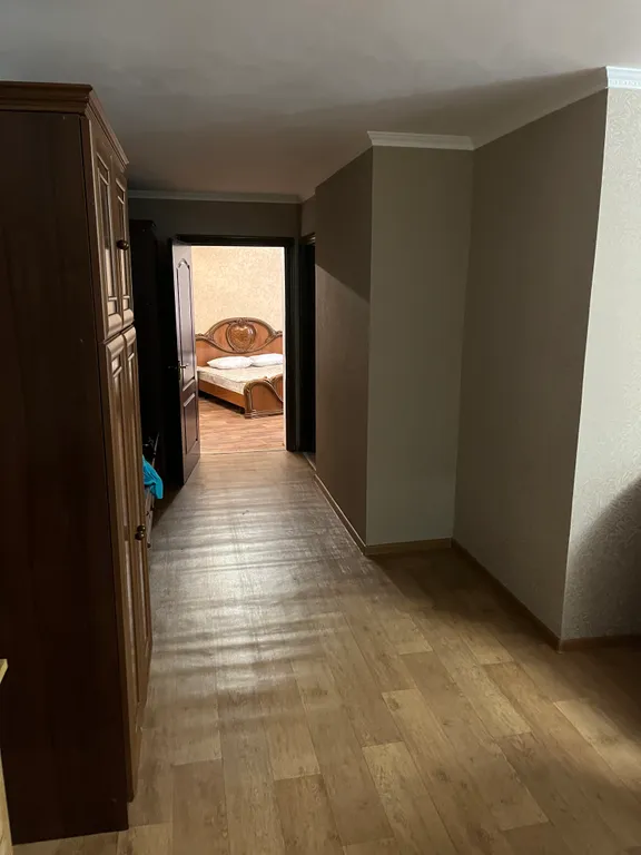 Уютная квартира в центре поселка