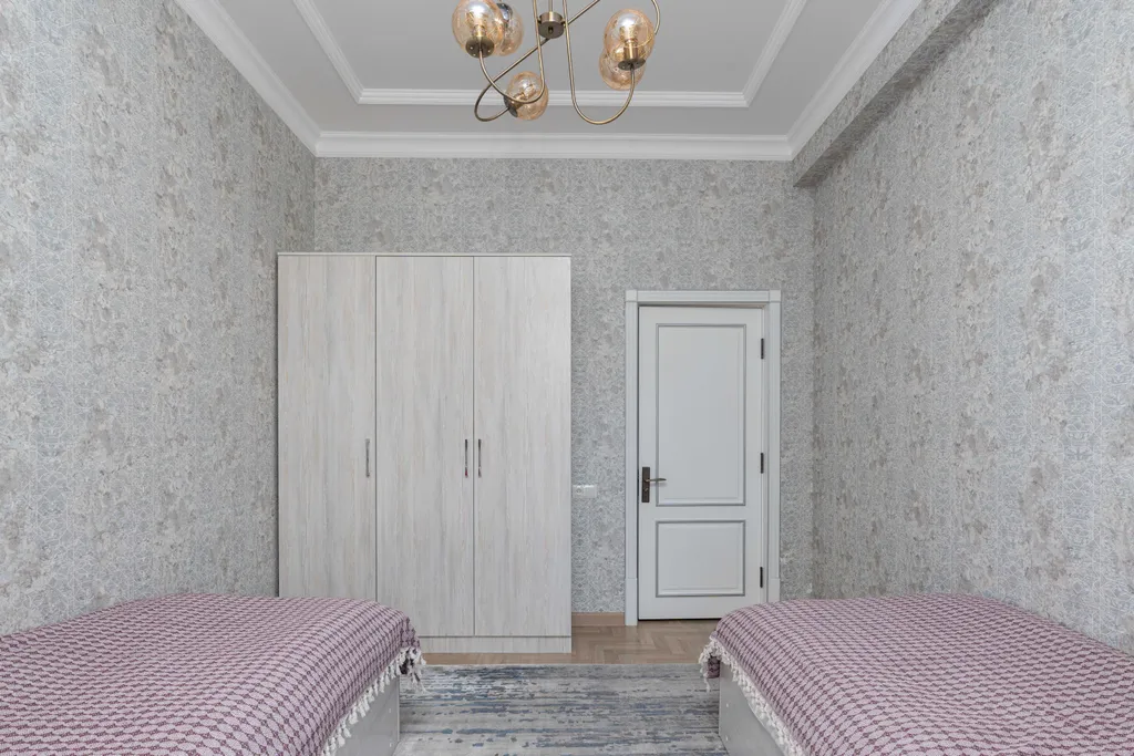 Большая 3х комнатная квартира в Ц-1