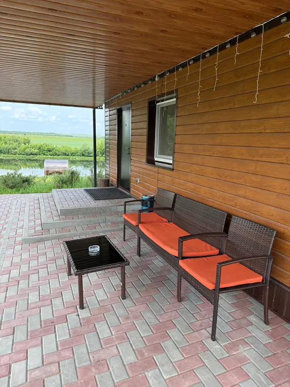 Уютный комплекс отдыха на берегу реки