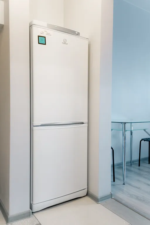 Студия возле ИМР им. Цыба