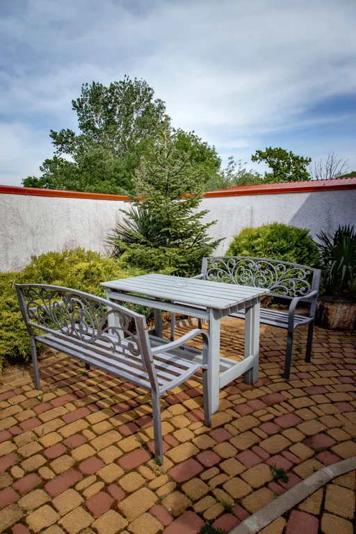 Вилла резиденция белый дом