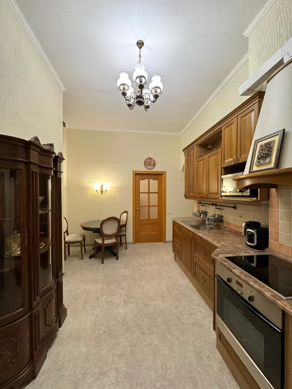 Уютная двухкомнатная арт-квартира в финском доме в центре Выборга