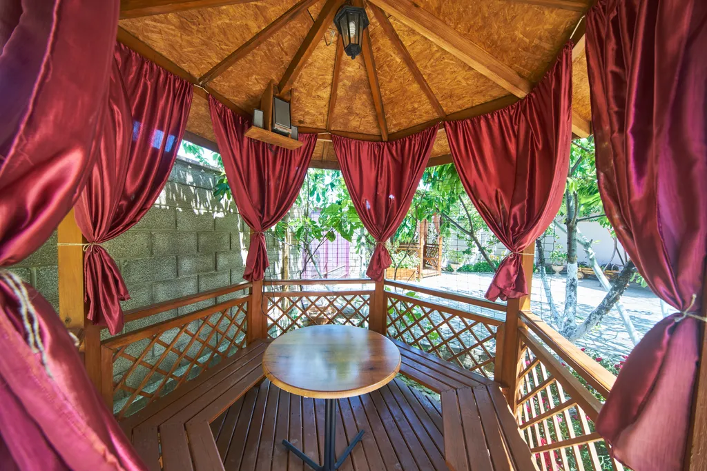 Квартира Комната Идиллия с видовым балконом из холла — Севастополь