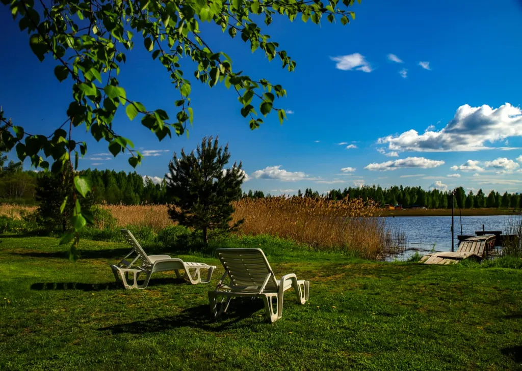 Шестиместный коттедж с тремя спальнями на берегу озера Селигер