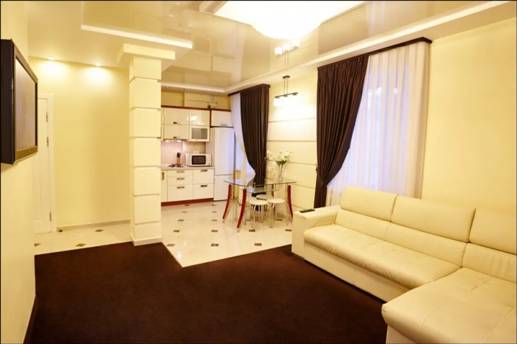 Ultra Central Guest Apartments