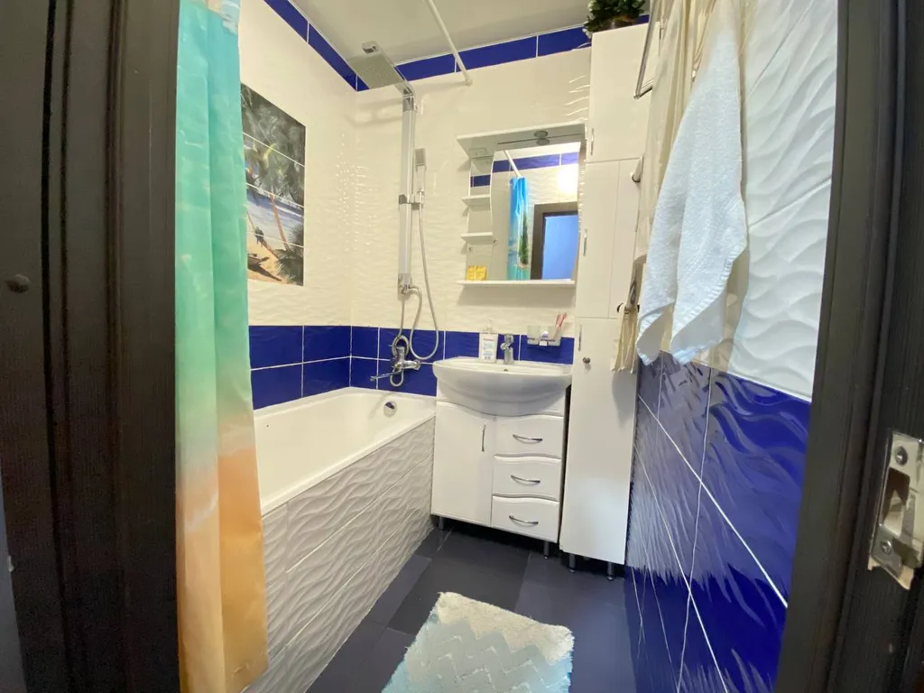 Уютнaя просторная квартира в тихом районе