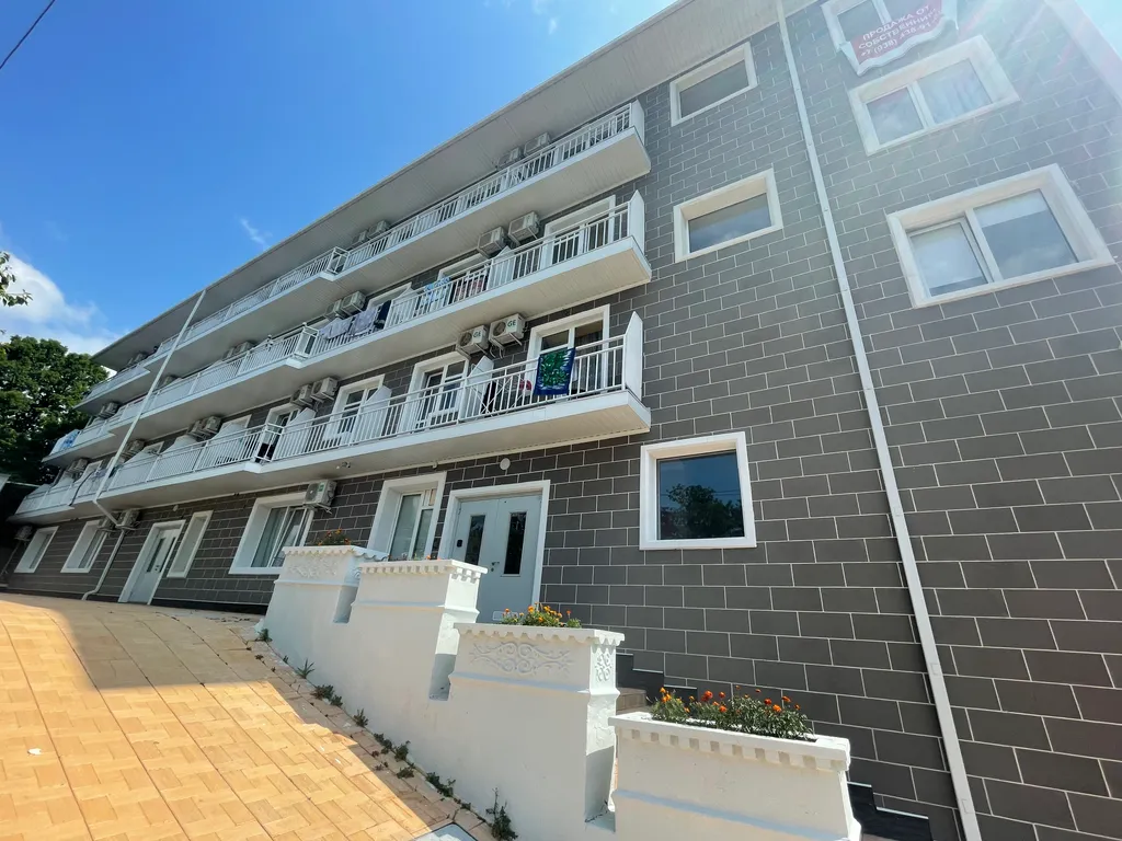 Уютный комфортабельный апартамент с балконо в 3 минутах пешком до моря