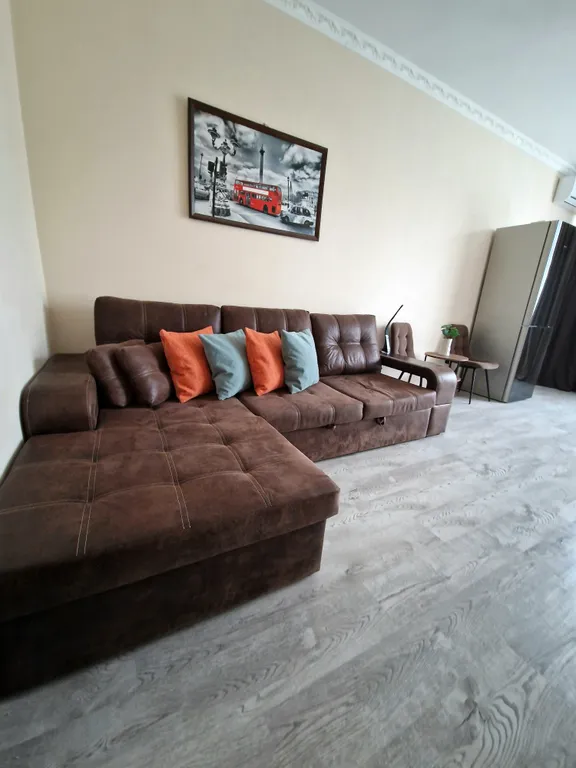 Уютная 2-комнатная квартира в центре парка