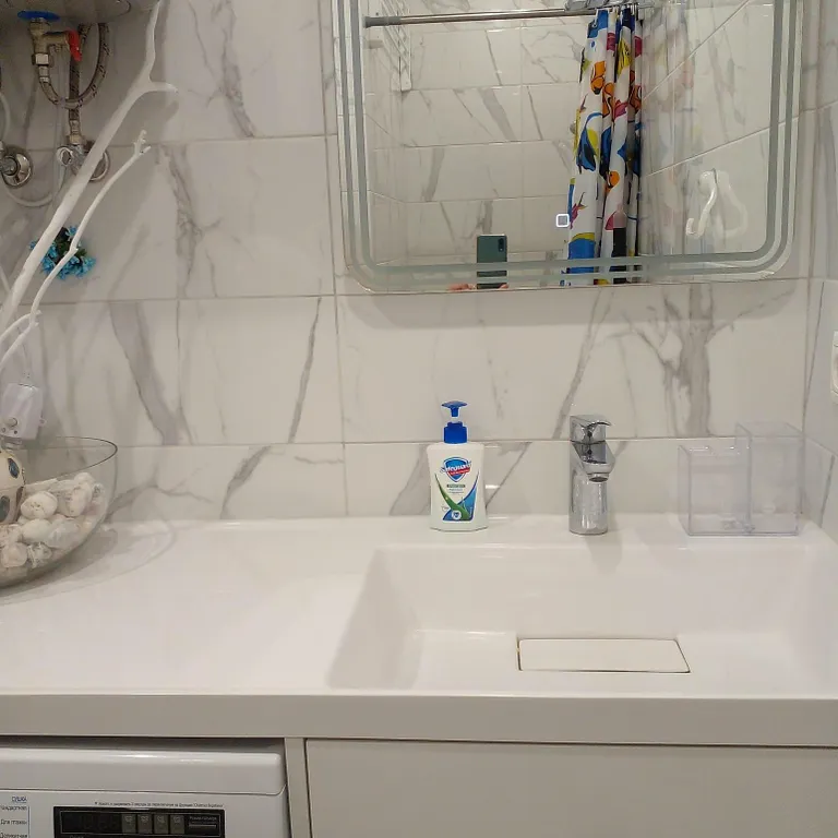 Квартира со свежим ремонтом рядом с морем