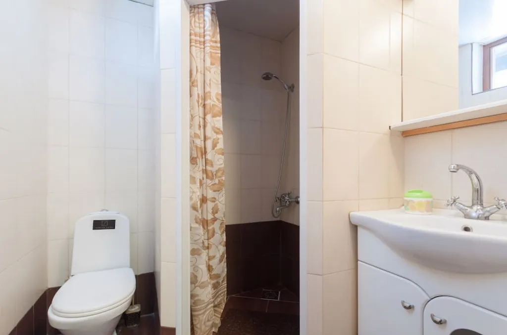 Коттедж с камином и видом на озеро