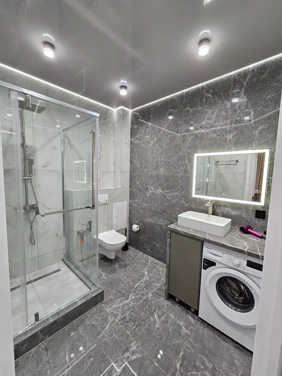 Квартира люкс с видом на гору в 5 мин езды от аэропорта и экспо центра