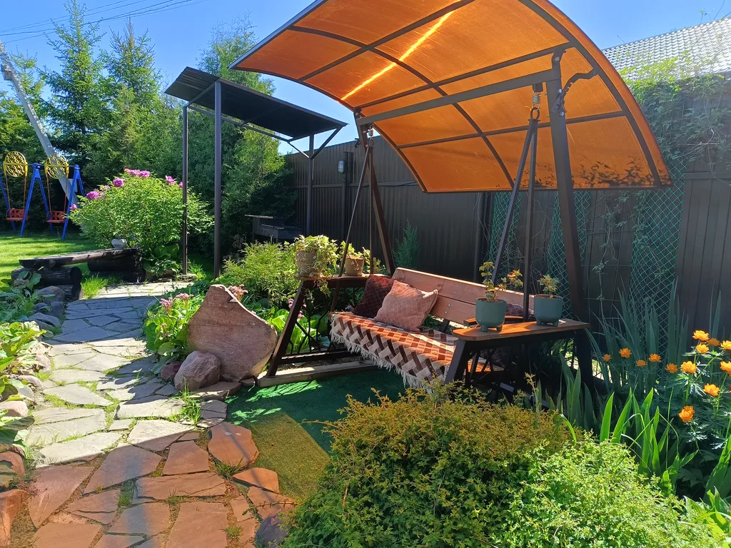 Уютный дом с бильярдом и сауной на побережье водохранилища