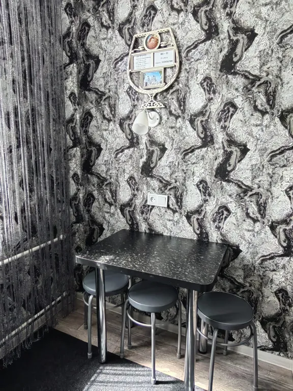 Сталинка в историческом центре, с парковочным местом