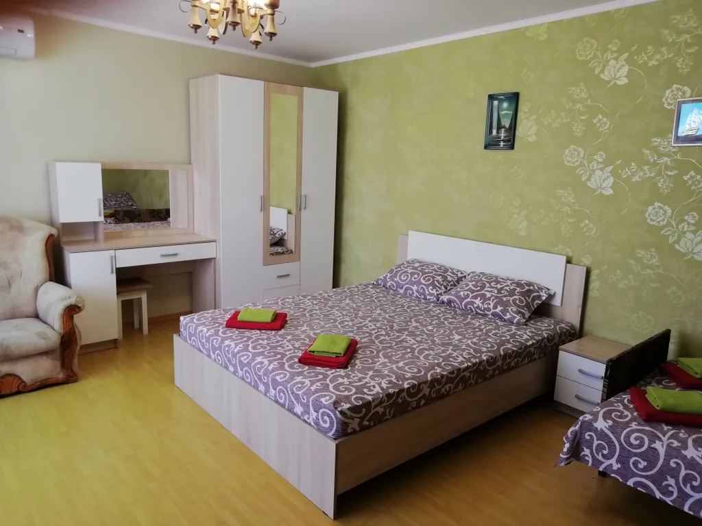 Уютная 2-комнатная квартира в своём дворе со своей кухней