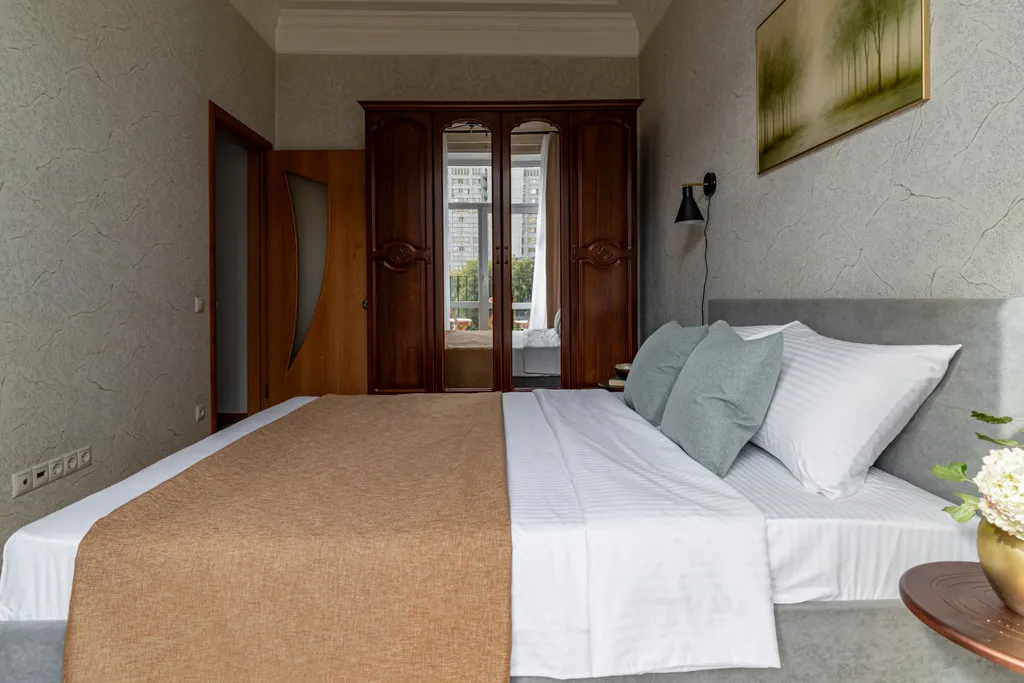 Квартира Эстетичные апартаменты с французским балконом у Садового — Москва